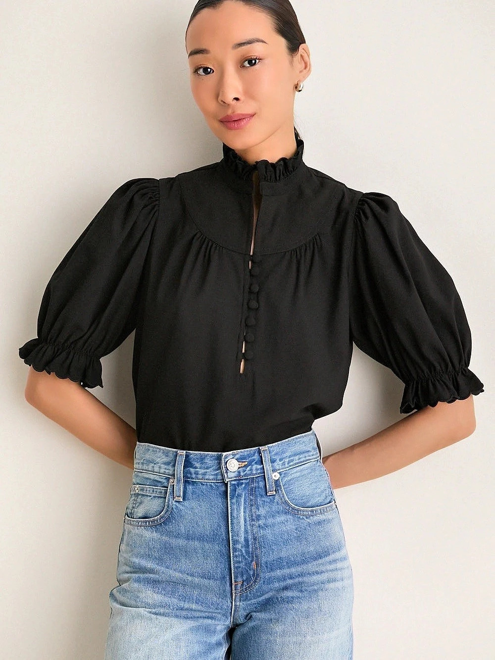 Pomander Place Selena Blouse Ruffle Collar Puff Sleeve Blouse in Black Size Smal